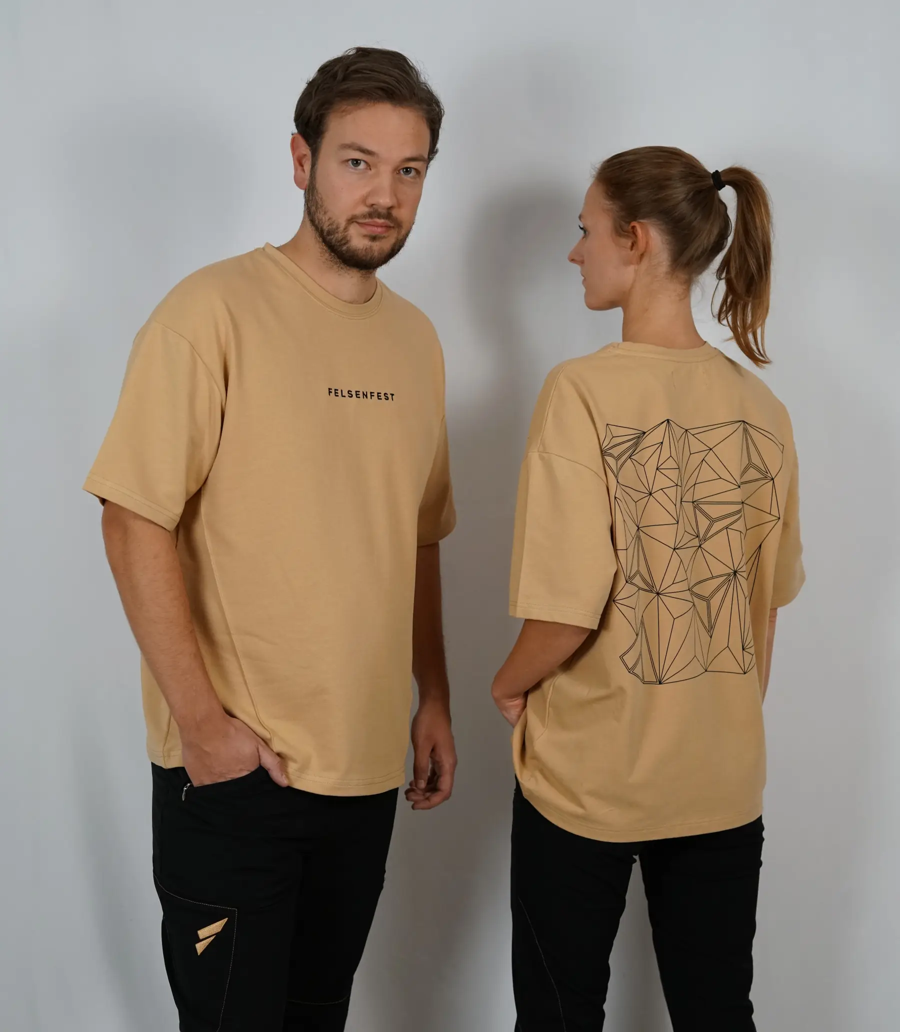 Oversized-t-shirt-Bouldershirt-Bouldertshirt-FELSENFEST-Backprint